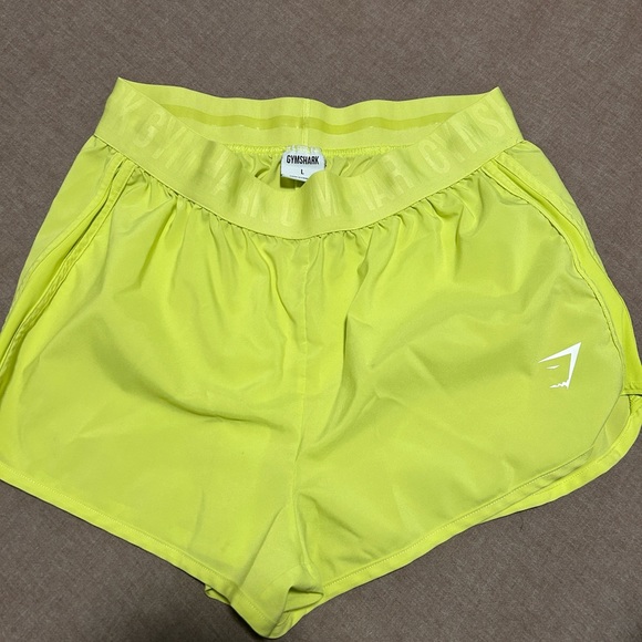 gymshark training loose fit shorts medium - Picture 3 of 5